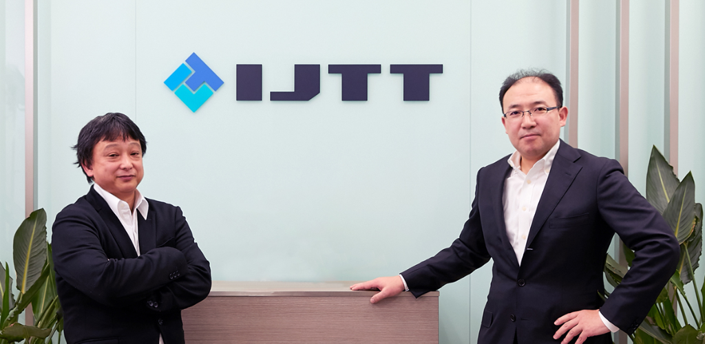 株式会社IJTT様　(左)鈴木 和弘氏・(右)柳沢 和男氏